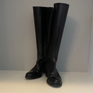 Elegant Black Riding Boots
